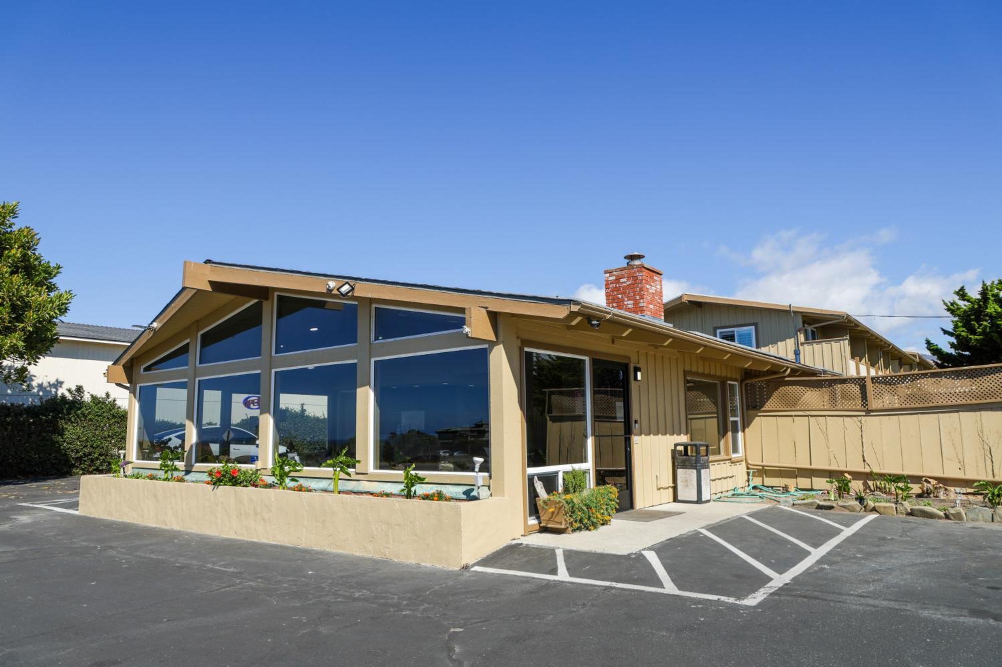 Silver Surf Motel San Simeon Eksteriør billede