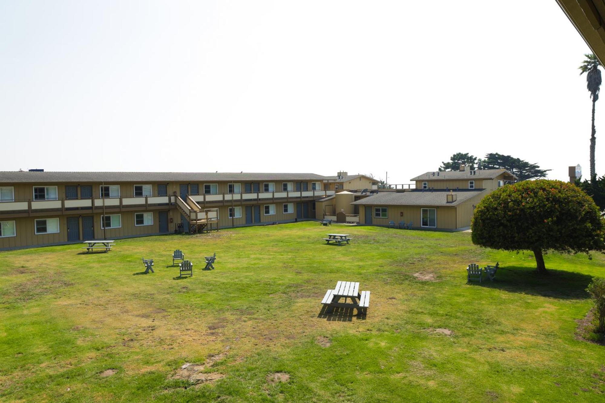 Silver Surf Motel San Simeon Eksteriør billede