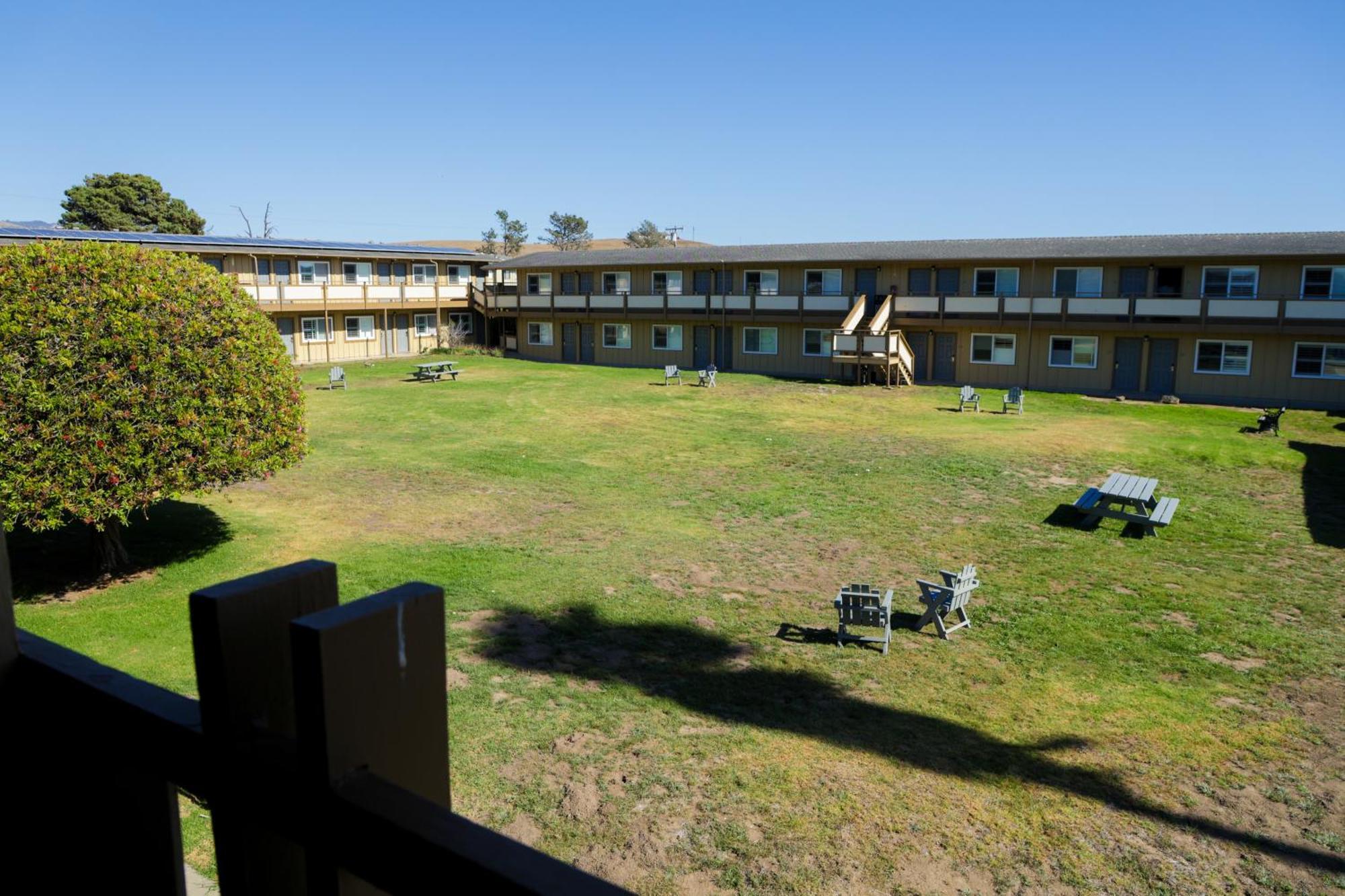 Silver Surf Motel San Simeon Eksteriør billede